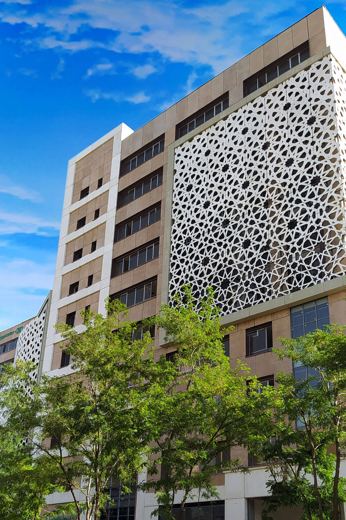 برج مسکونی اداری تجاری آتی سنتر
