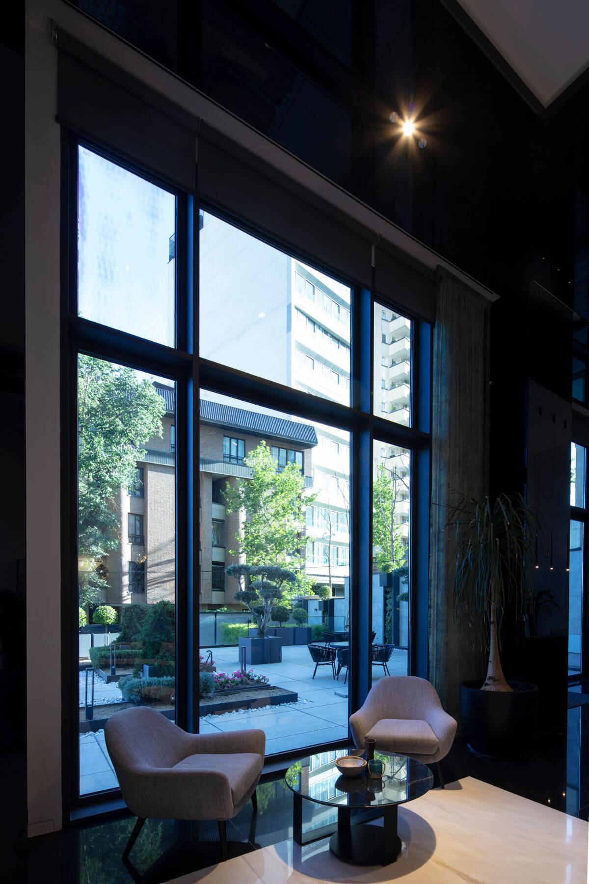 مجتمع تجاری سروستان